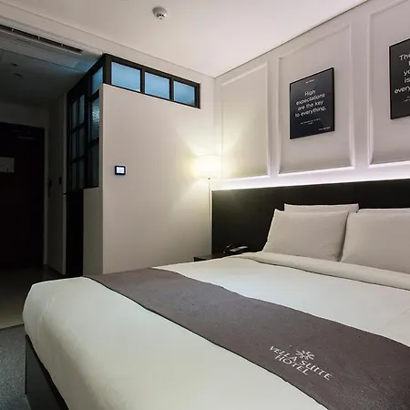 Vella Suite Hotel Suwon Exterior photo
