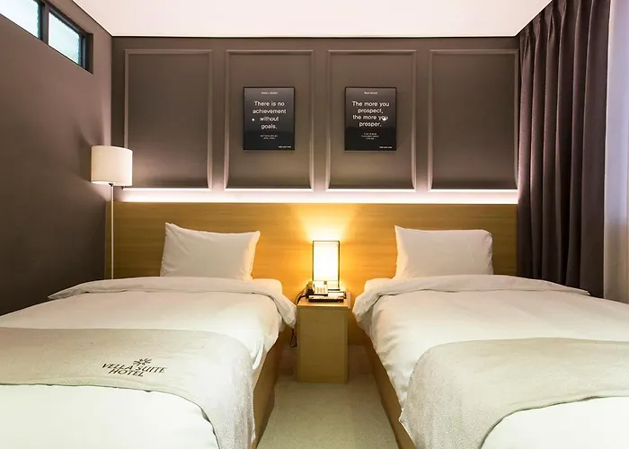 Vella Suite Hotel