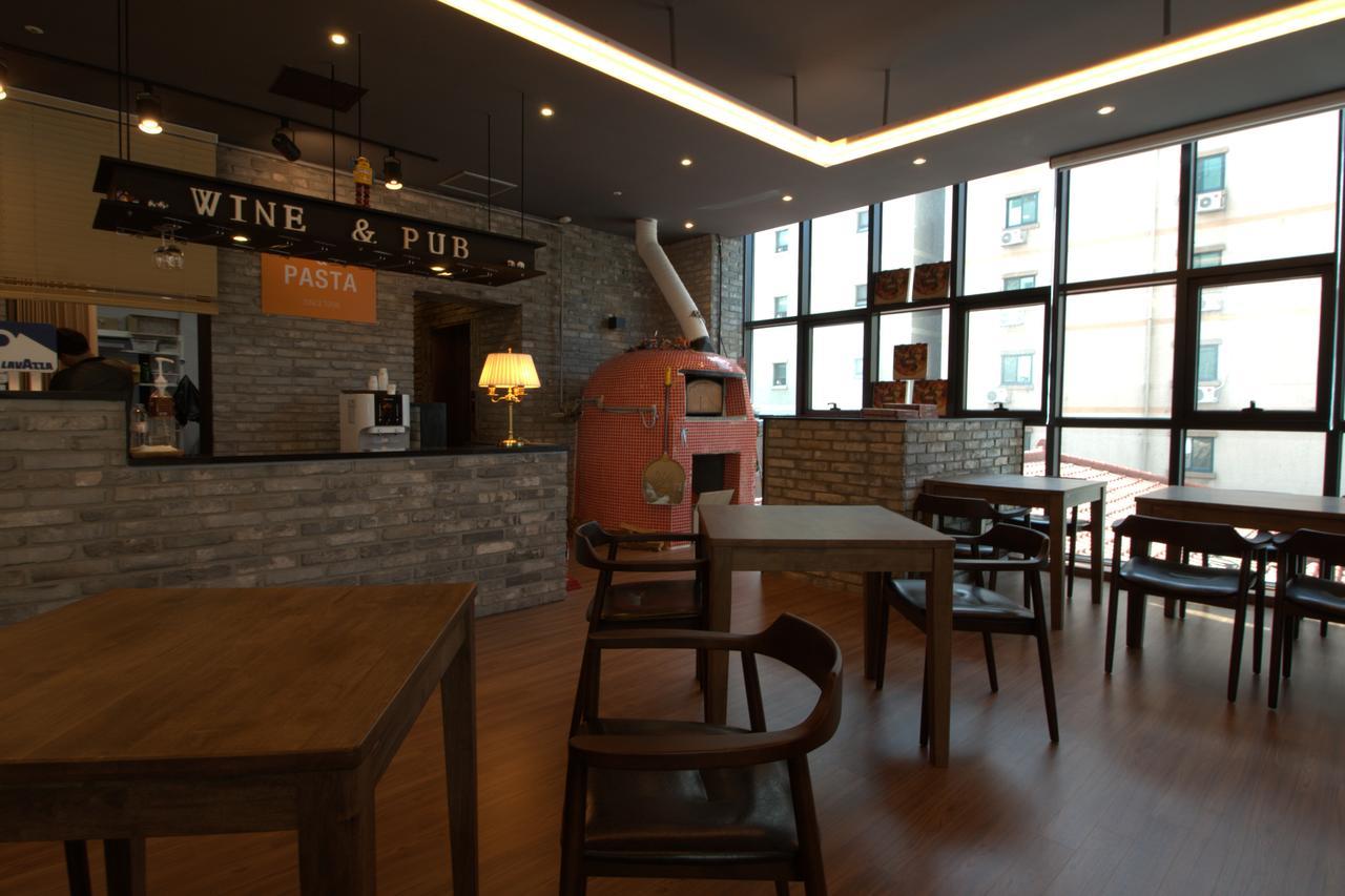 Vella Hotel