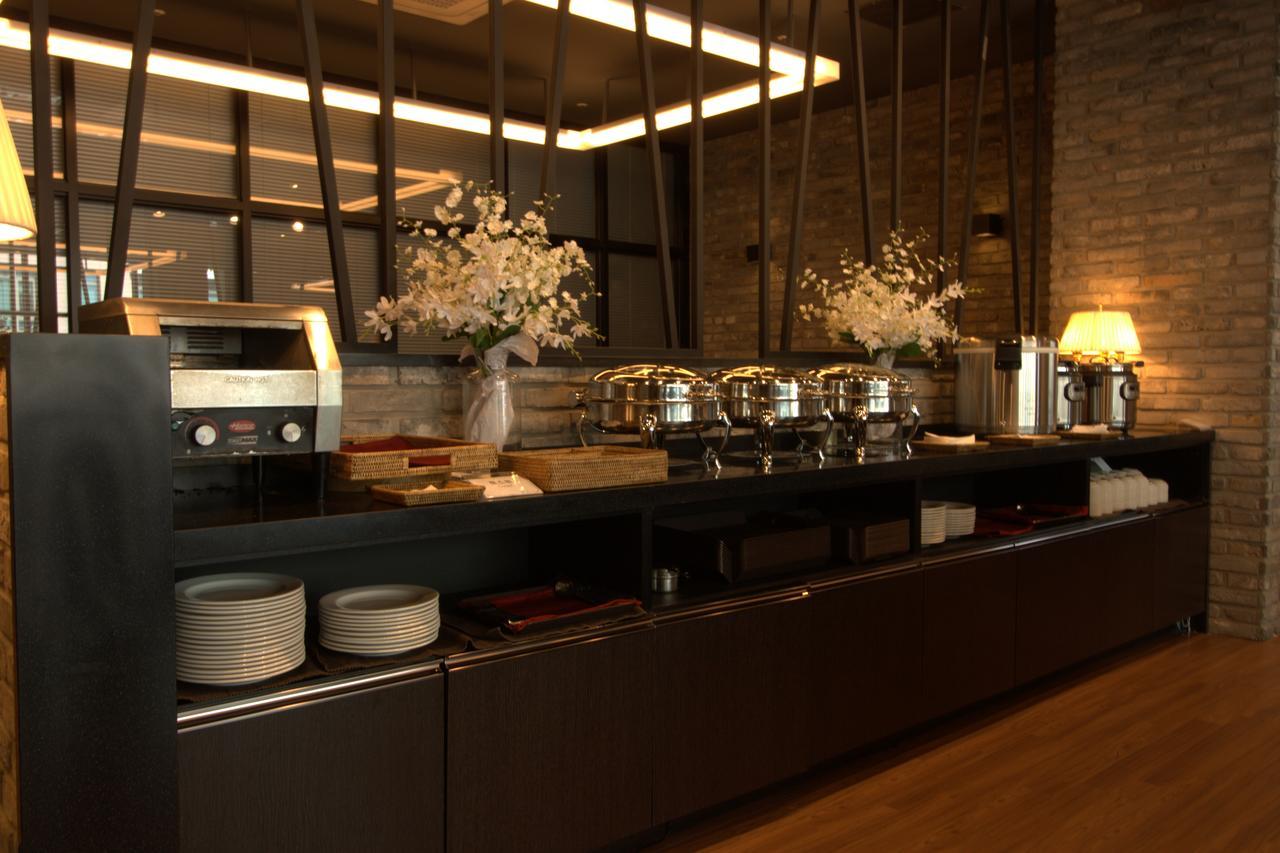 Vella Hotel 3*