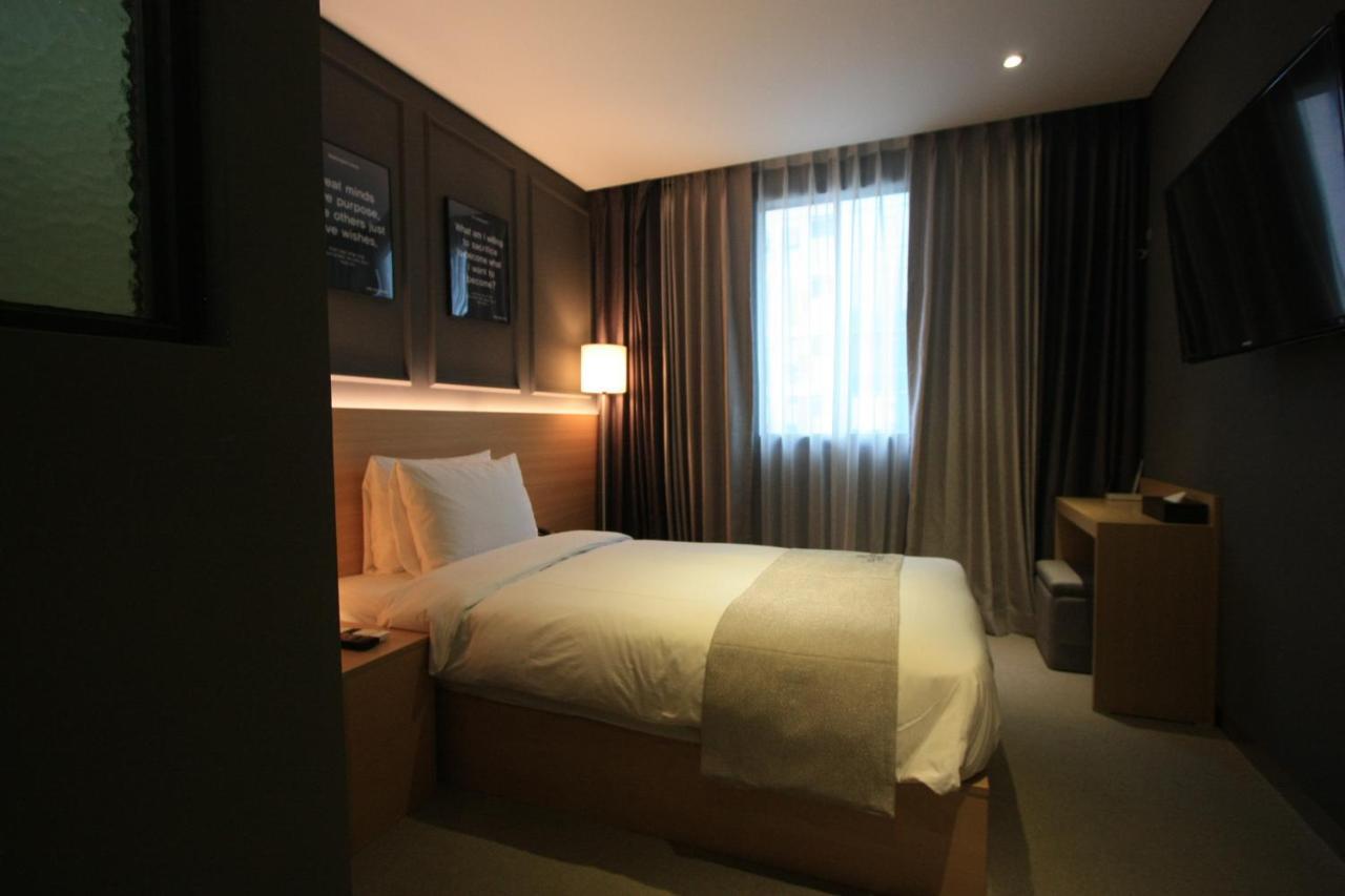 Vella 3* Suwon