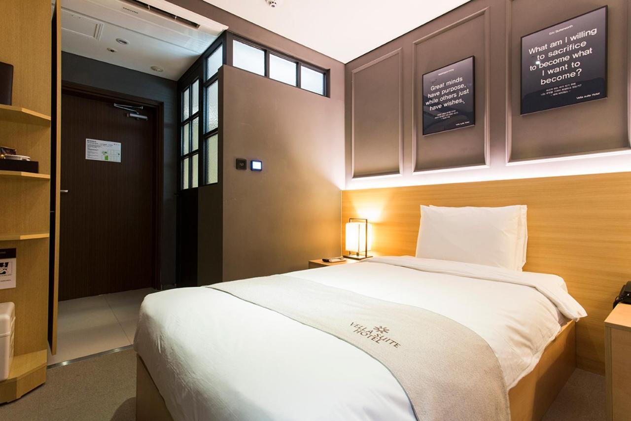 Vella Hotel